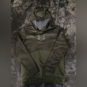 Youth XL Under Armour hoodie